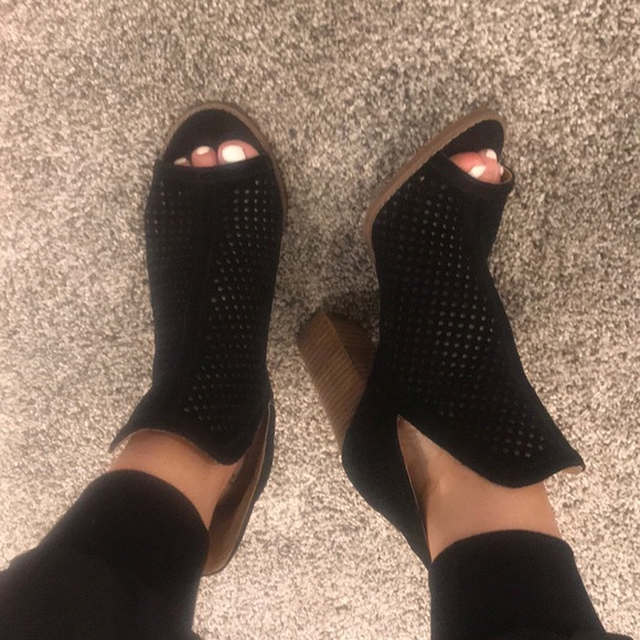 COPY - Lucky Brand Heels - Picture 2 of 8